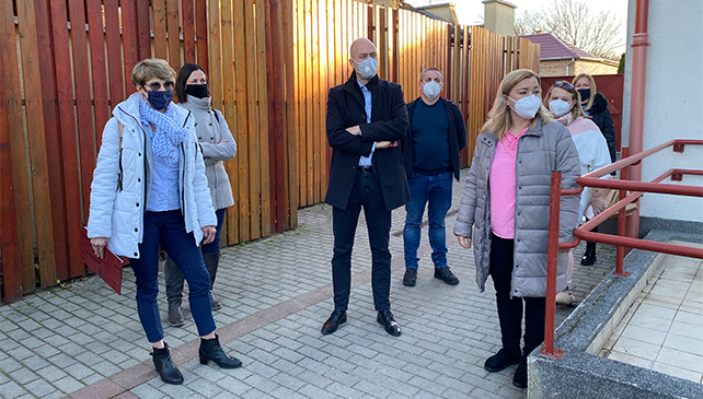 Commissioner for Fundamental Rights Visits Children’s Home in Szeged